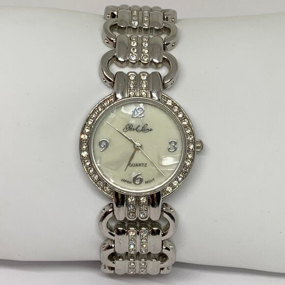 Park lane women’s vintage quartz analog wrist watch 30mm case crystals MOP dial - Picture 1 of 7